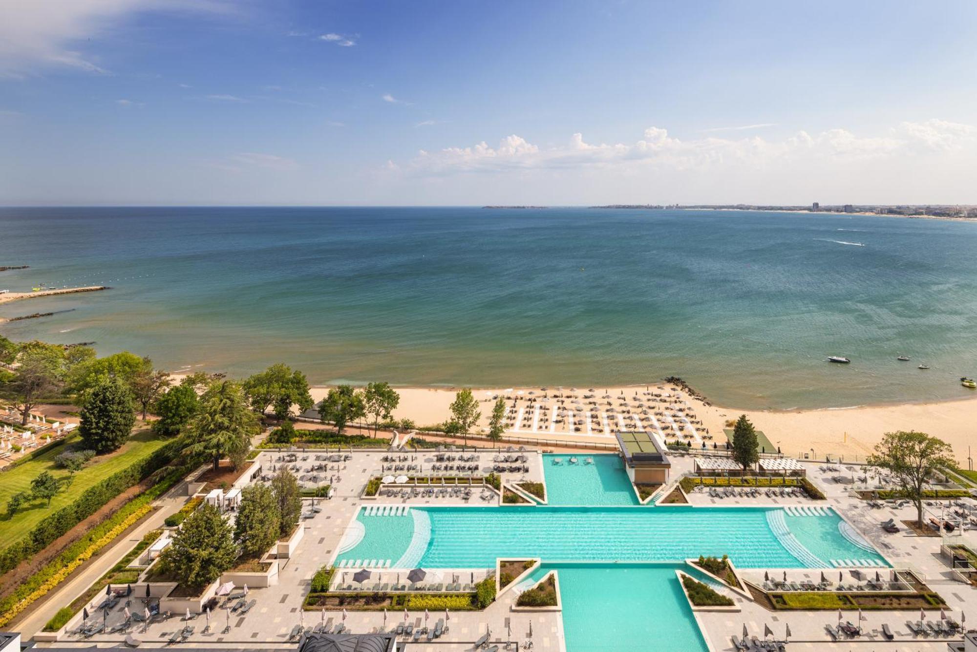 Secrets Sunny Beach Resort & Spa (Adults Only) 外观 照片 The beach at the hotel
